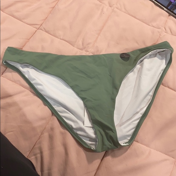 Cotton on swim suit bottoms - Picture 1 of 1